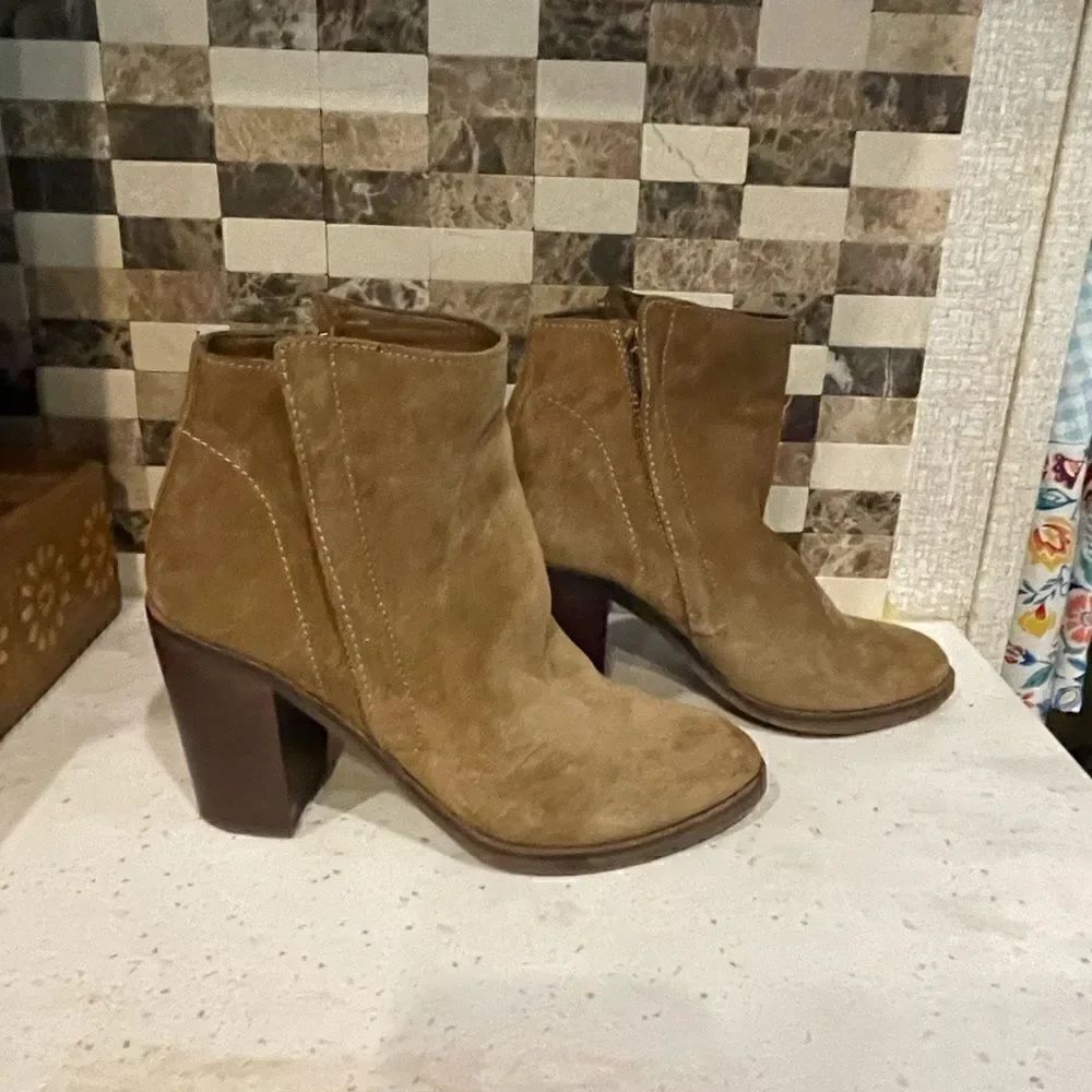Dolce Vita Booties 